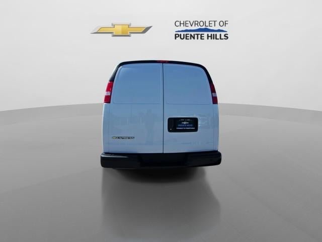 New 2026 Chevrolet Express 2500 Extended w/ Communications Package RWD image 7