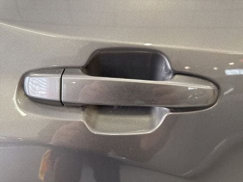 Used 2021 Subaru Forester Premium image 19