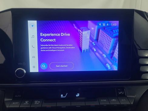 Used 2025 Toyota Camry LE image 32