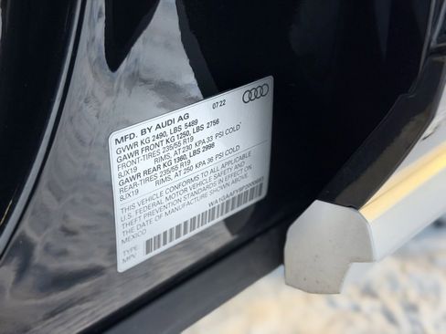 Used 2023 Audi Q5 2.0T Premium w/ Convenience Package image 23