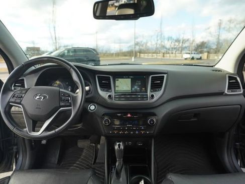 Used 2016 Hyundai Tucson Limited w/ Option Group 03 image 26