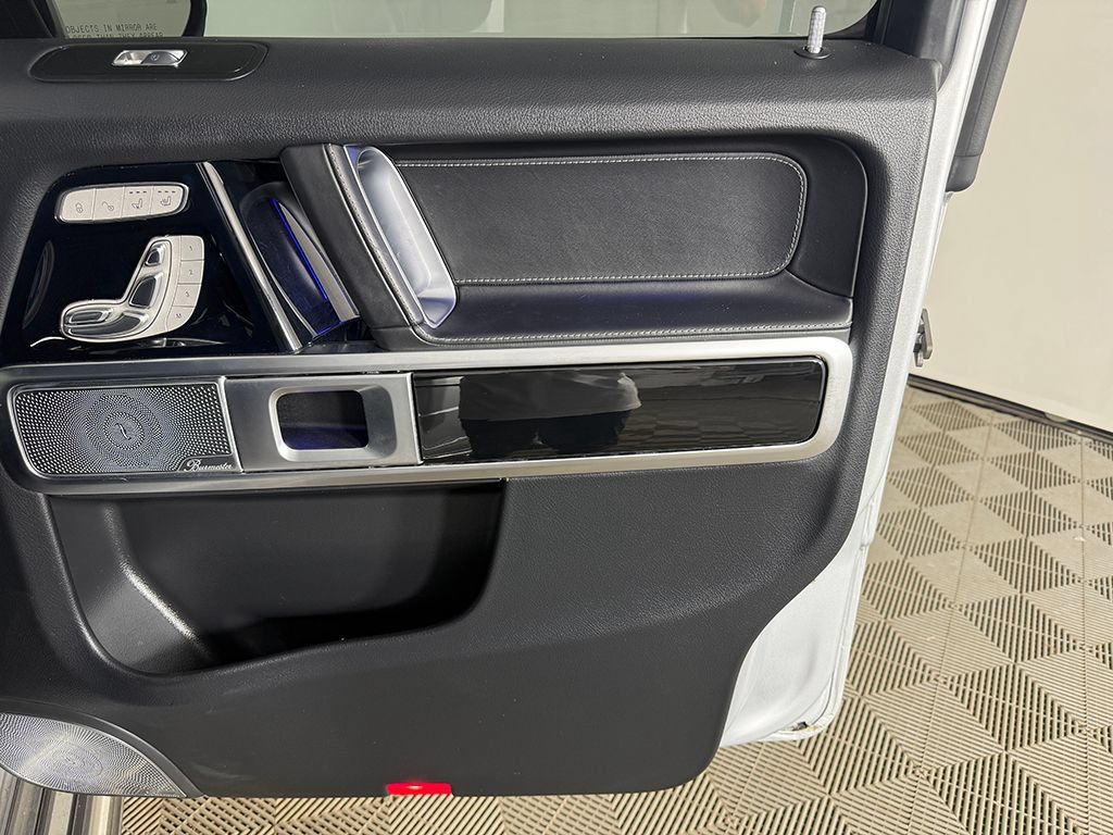 Used 2021 Mercedes-Benz G 63 AMG 4MATIC w/ Seat Comfort Package image 26