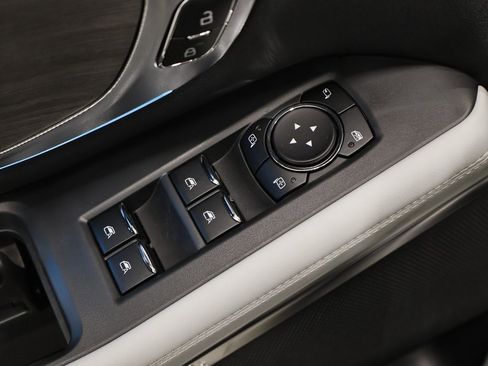 New 2025 Ford Expedition Platinum w/ Platinum Ultimate Package image 10