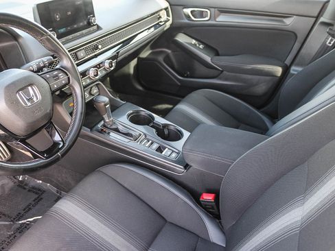 Used 2022 Honda Civic Sport image 18
