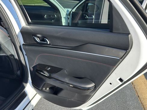 Used 2023 Kia K5 GT image 13