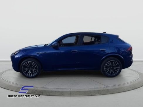 Used 2023 Maserati Grecale Modena AWD/4WD image 7