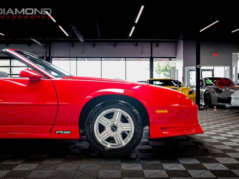 Used 1992 Chevrolet Camaro RS RWD image 28