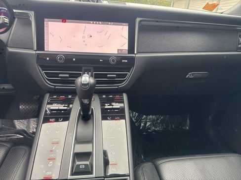 Certified 2023 Porsche Macan GTS w/ Premium Package Plus image 10