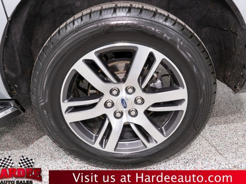 Used 2023 Ford Expedition Max Limited image 10