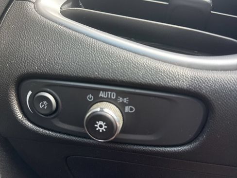 Used 2024 Chevrolet Malibu LT FWD image 14