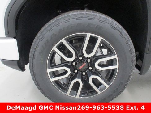New 2026 GMC Sierra 1500 AT4 w/ AT4 Premium Package image 14