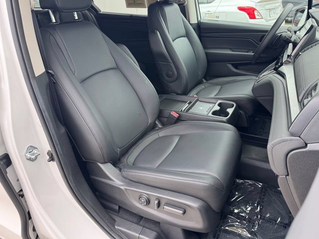 Certified 2026 Honda Odyssey EX-L image 12