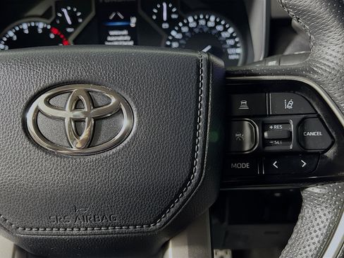 Used 2022 Toyota Tundra SR5 image 20