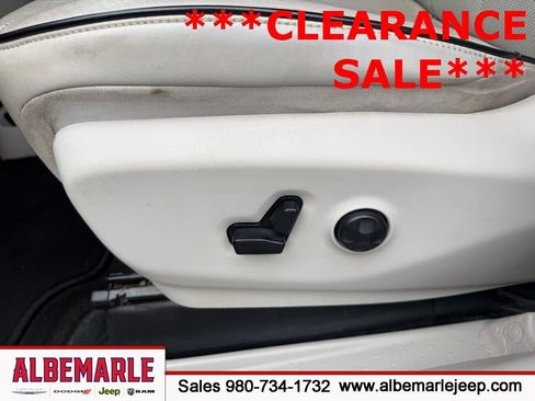 Used 2018 Chrysler Pacifica Limited image 15