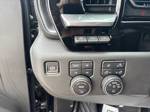New 2025 Chevrolet Silverado 1500 LTZ AWD/4WD image 12