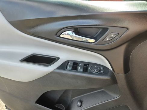 Used 2019 Chevrolet Equinox LT w/ Sun & Navigation Package FWD image 15