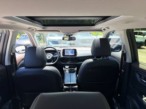 Used 2023 Nissan Rogue Platinum w/ Platinum Premium Package FWD image 36