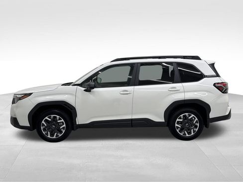 Used 2026 Subaru Forester Premium AWD/4WD image 3