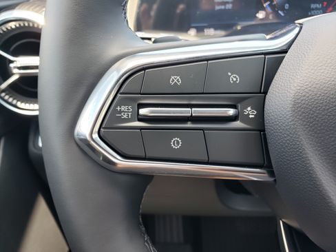 New 2026 Chevrolet Equinox LT w/ Convenience Package II FWD image 16