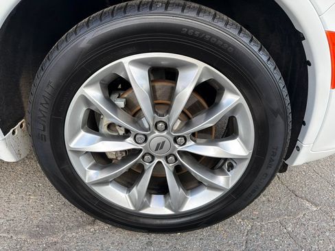 Used 2022 Dodge Durango Citadel RWD image 9