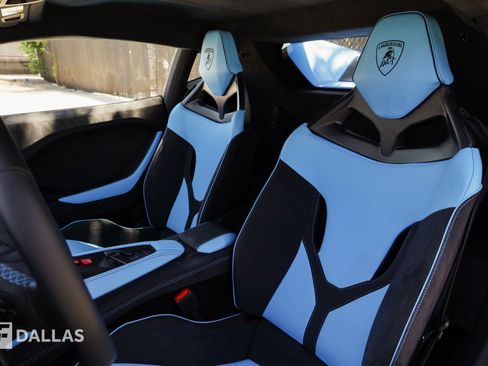 Used 2026 Lamborghini Temerario AWD/4WD image 24