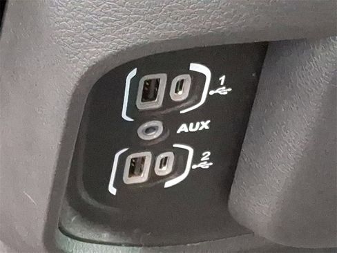 Used 2023 RAM 1500 Big Horn image 23