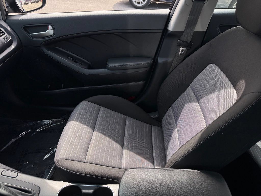 Used 2014 Kia Forte LX FWD image 20