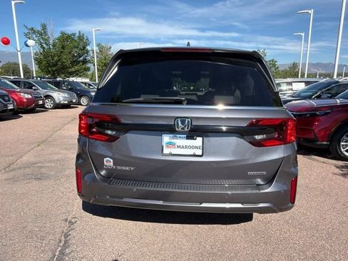 Used 2025 Honda Odyssey Touring image 29
