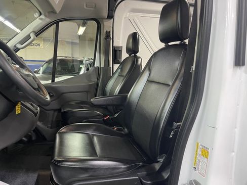 Certified 2025 Ford Transit 250 148 Medium Roof RWD image 12