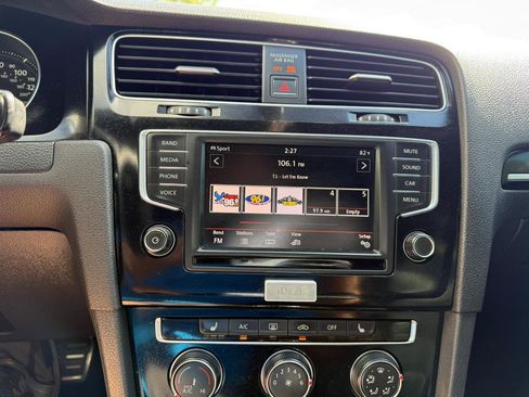 Used 2016 Volkswagen GTI S image 32