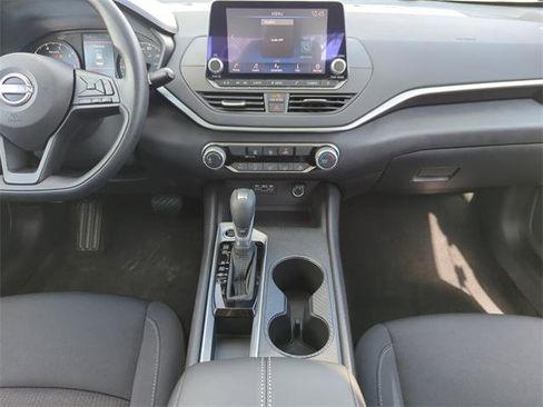 Certified 2025 Nissan Altima 2.5 S image 19