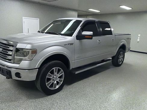 Used 2014 Ford F150 Lariat w/ Equipment Group 502A Luxury AWD/4WD image 7