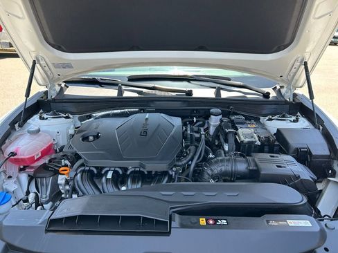 Used 2025 Hyundai Sonata SEL FWD image 29