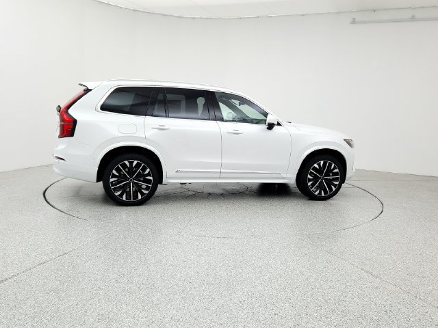 New 2026 Volvo XC90 B6 Plus w/ Protection Package Premier AWD/4WD image 4