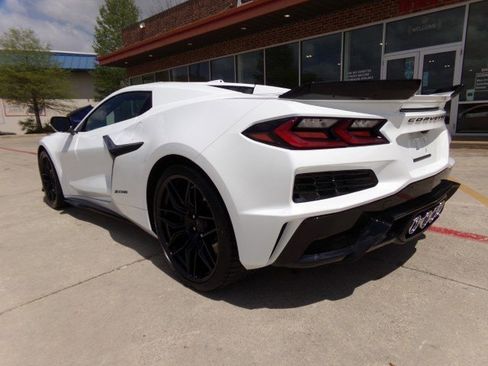 Used 2026 Chevrolet Corvette Z06 image 8