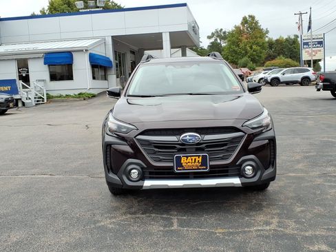 Used 2024 Subaru Outback Limited AWD/4WD image 2