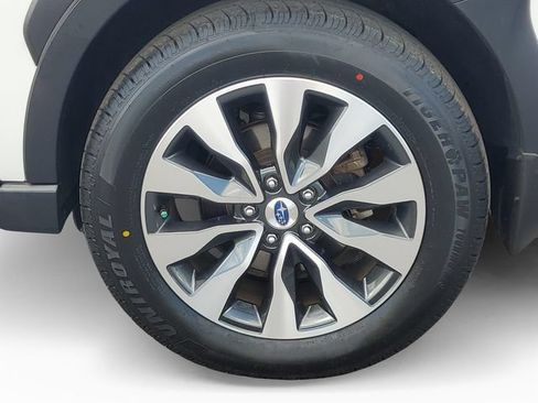 Used 2023 Subaru Outback Touring XT AWD/4WD image 30
