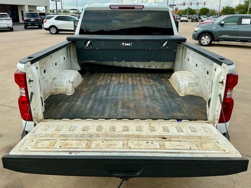 Used 2024 Chevrolet Silverado 2500 Custom w/ Custom Value Package AWD/4WD image 18