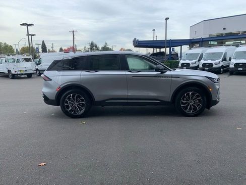 New 2026 Lincoln Nautilus Premier w/ Equipment Group 102A image 8