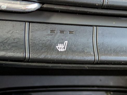 Used 2019 Hyundai Santa Fe SEL image 27