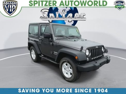 Used 2018 Jeep Wrangler Sport AWD/4WD image 2