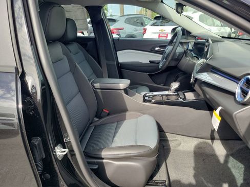 New 2026 Chevrolet Trax LT w/ Driver Confidence Package image 14