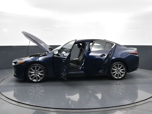 Used 2020 MAZDA MAZDA3 AWD Sedan w/ Premium Package image 33