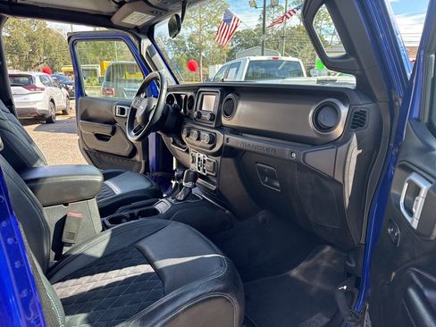 Used 2019 Jeep Wrangler Unlimited Sport S image 21