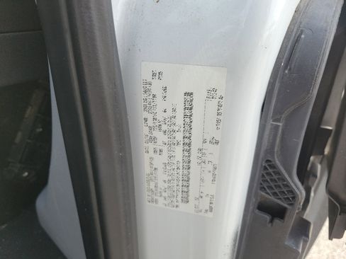 Used 2016 Ford Transit 150 148 Medium Roof RWD image 31