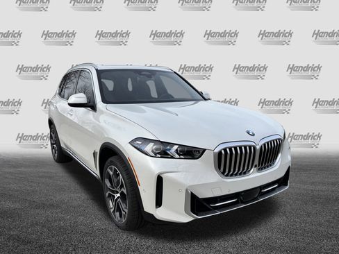 New 2026 BMW X5 sDrive40i image 2