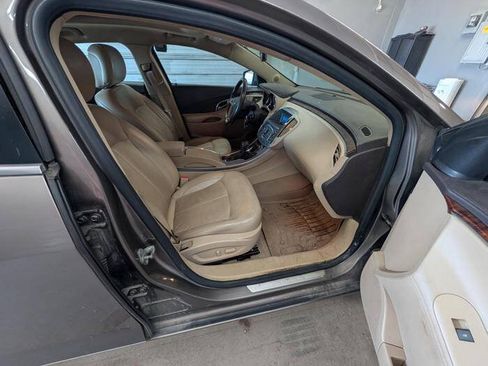 Used 2010 Buick LaCrosse CXL FWD image 29
