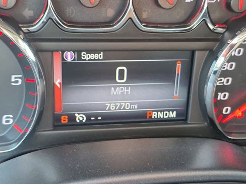 Used 2015 GMC Sierra 1500 SLE w/ SLE Value Package image 19