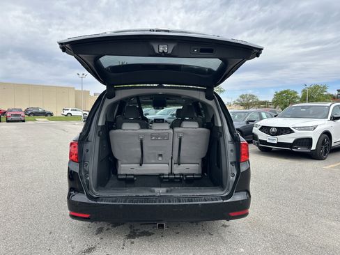 Used 2018 Honda Odyssey Elite image 10