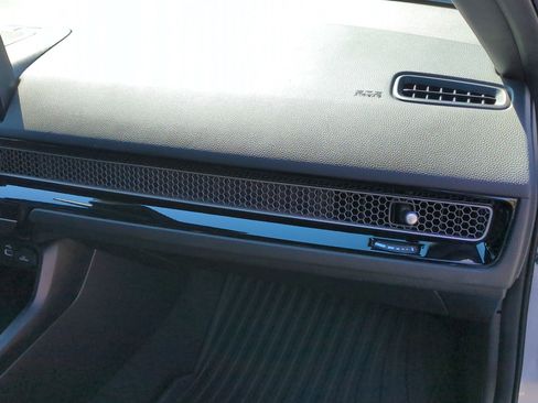 Used 2023 Honda Civic Sport image 29